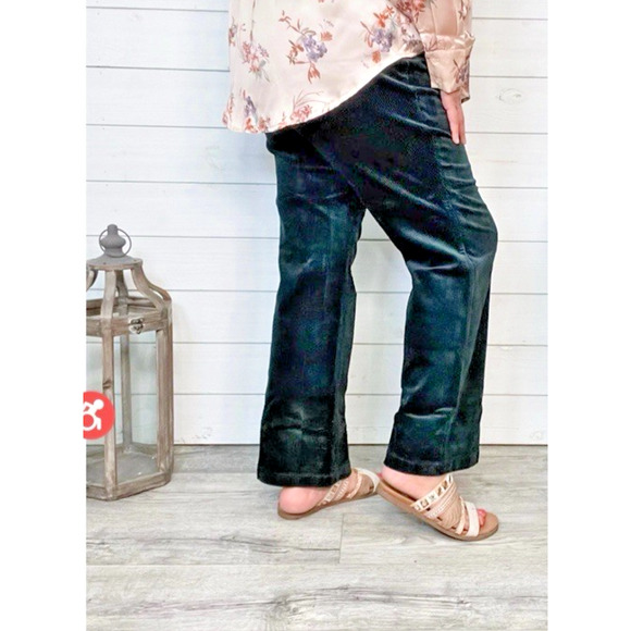 Judy Blue 24 W Emerald Green slimming Corduroy Wide Leg High Waist Pants 24W NWT - Picture 3 of 16
